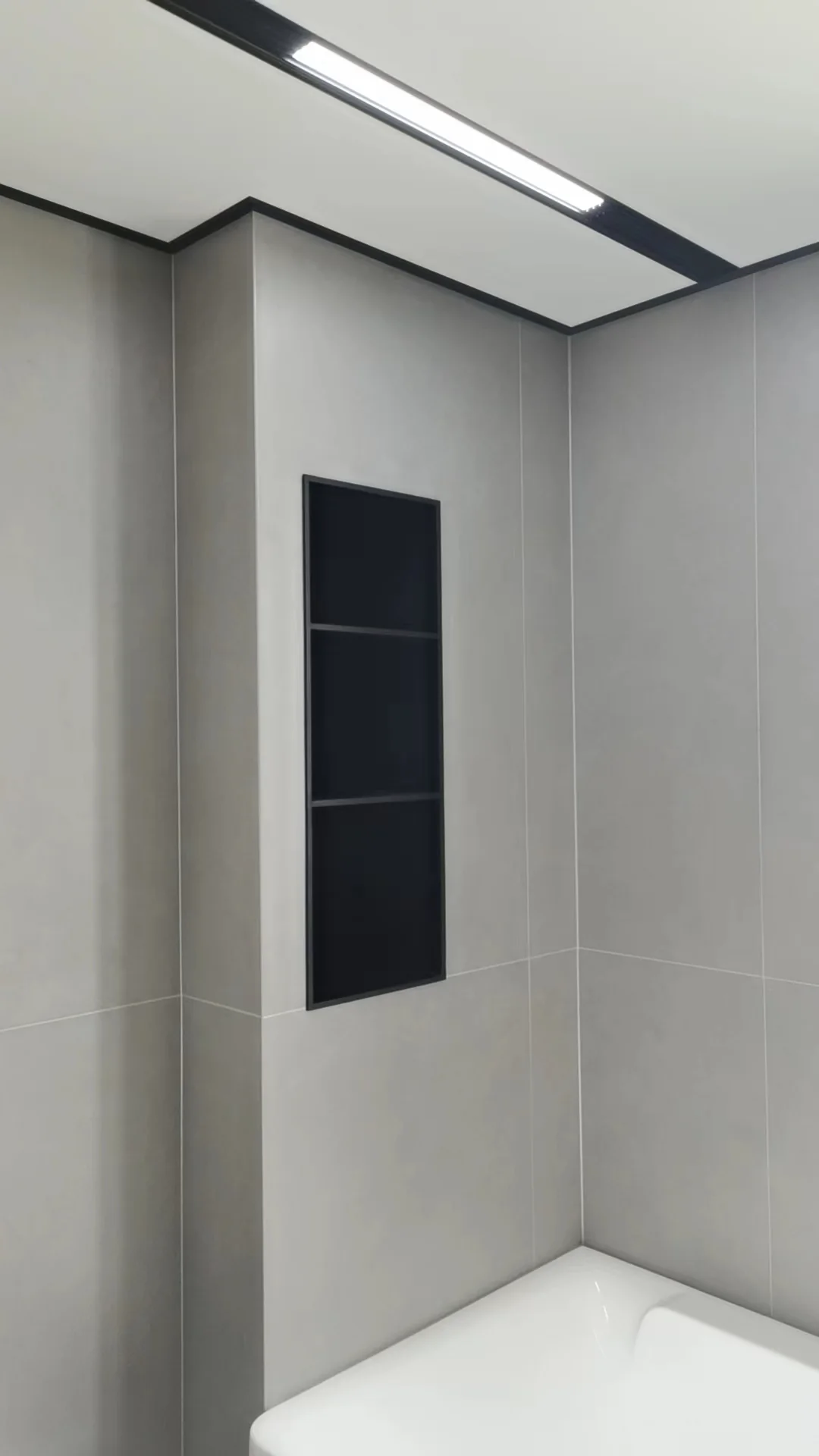 Bathroom Niches real project photo 1