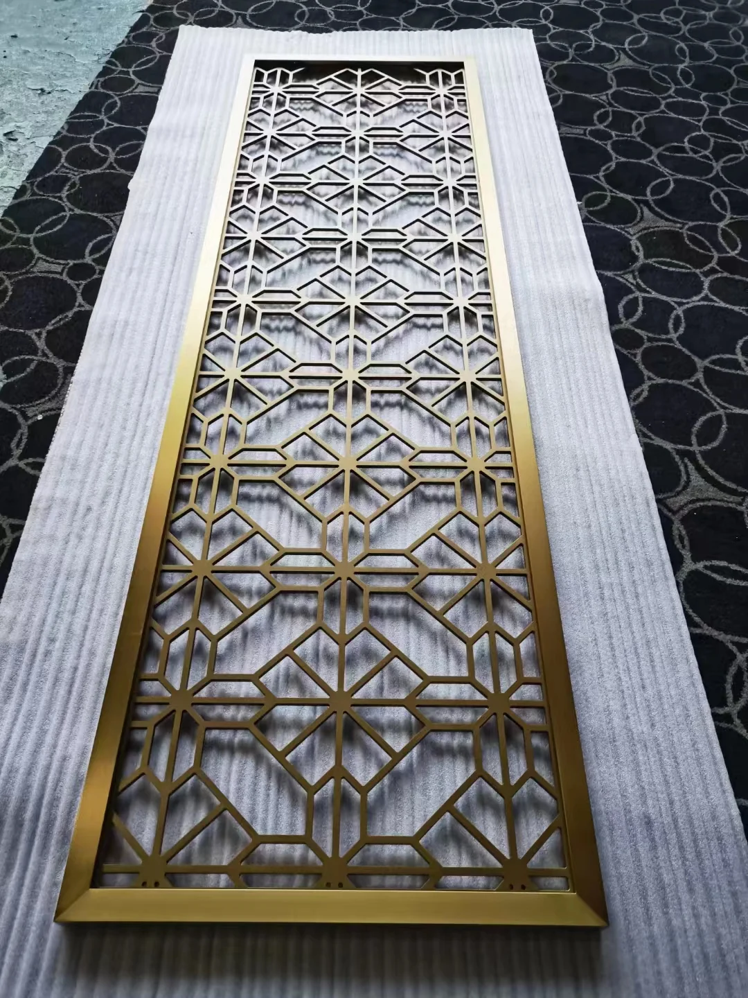 Carved aluminium decorative screen reference 5