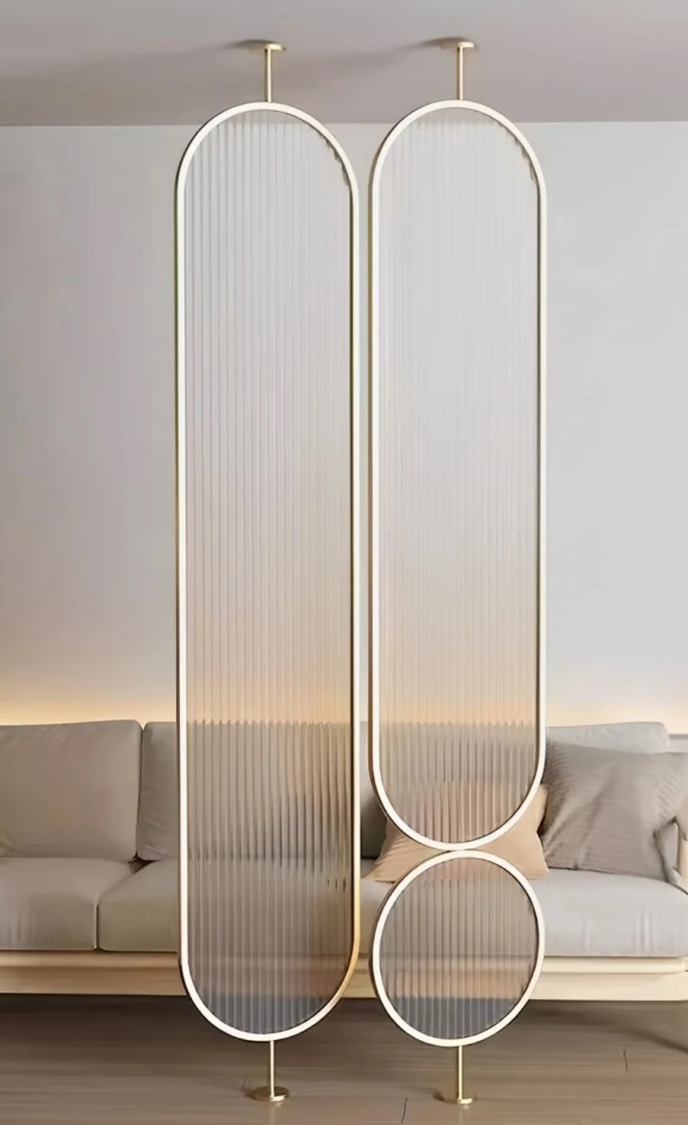 Glass decorative screen
