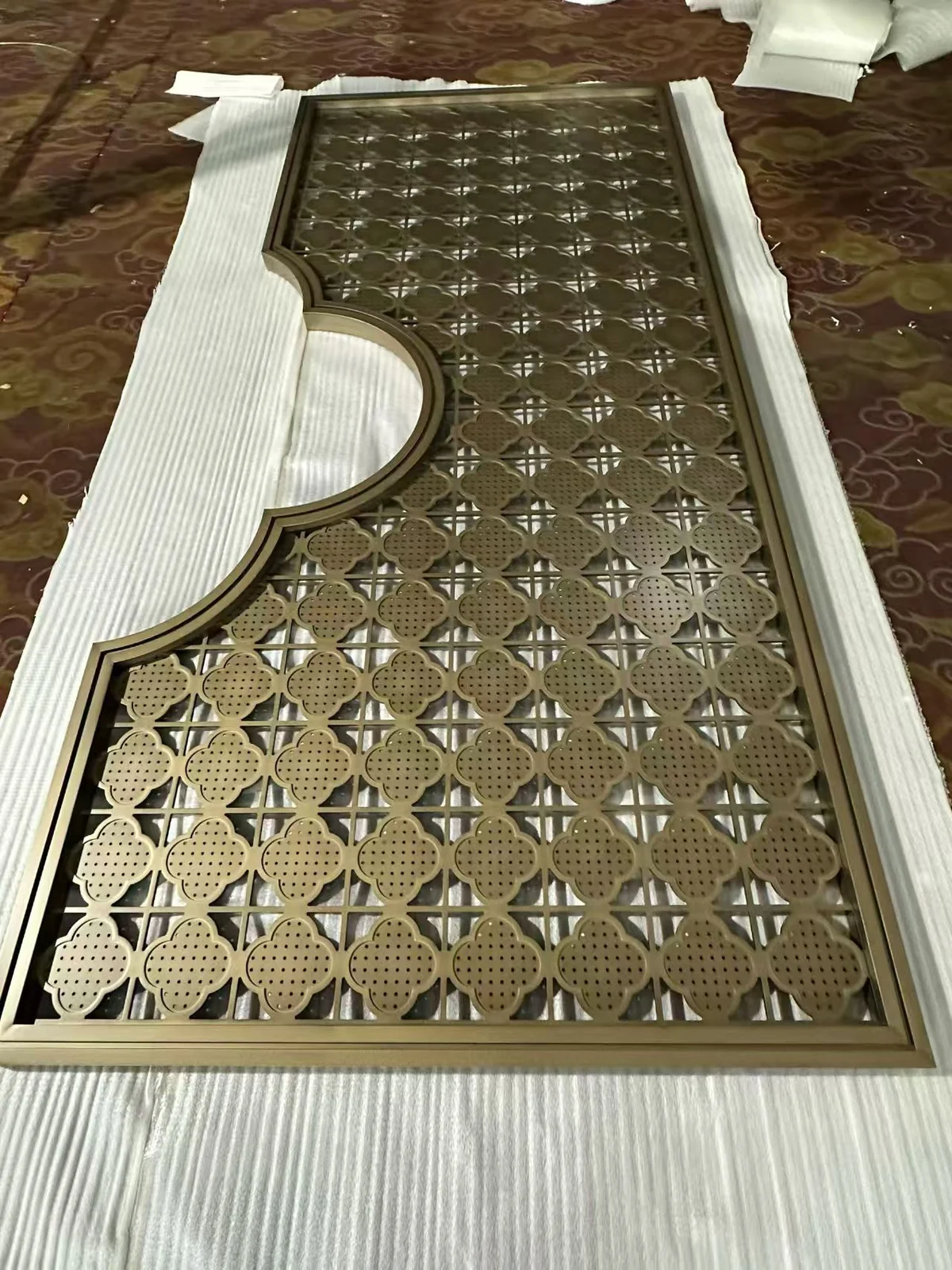 New Chinese-style stainless steel decorative screen reference 2
