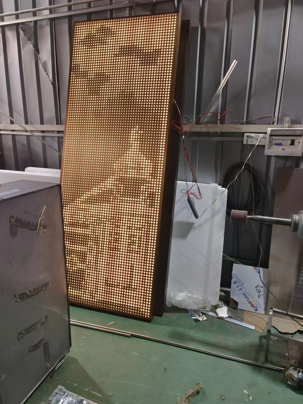 Special design decorative screen